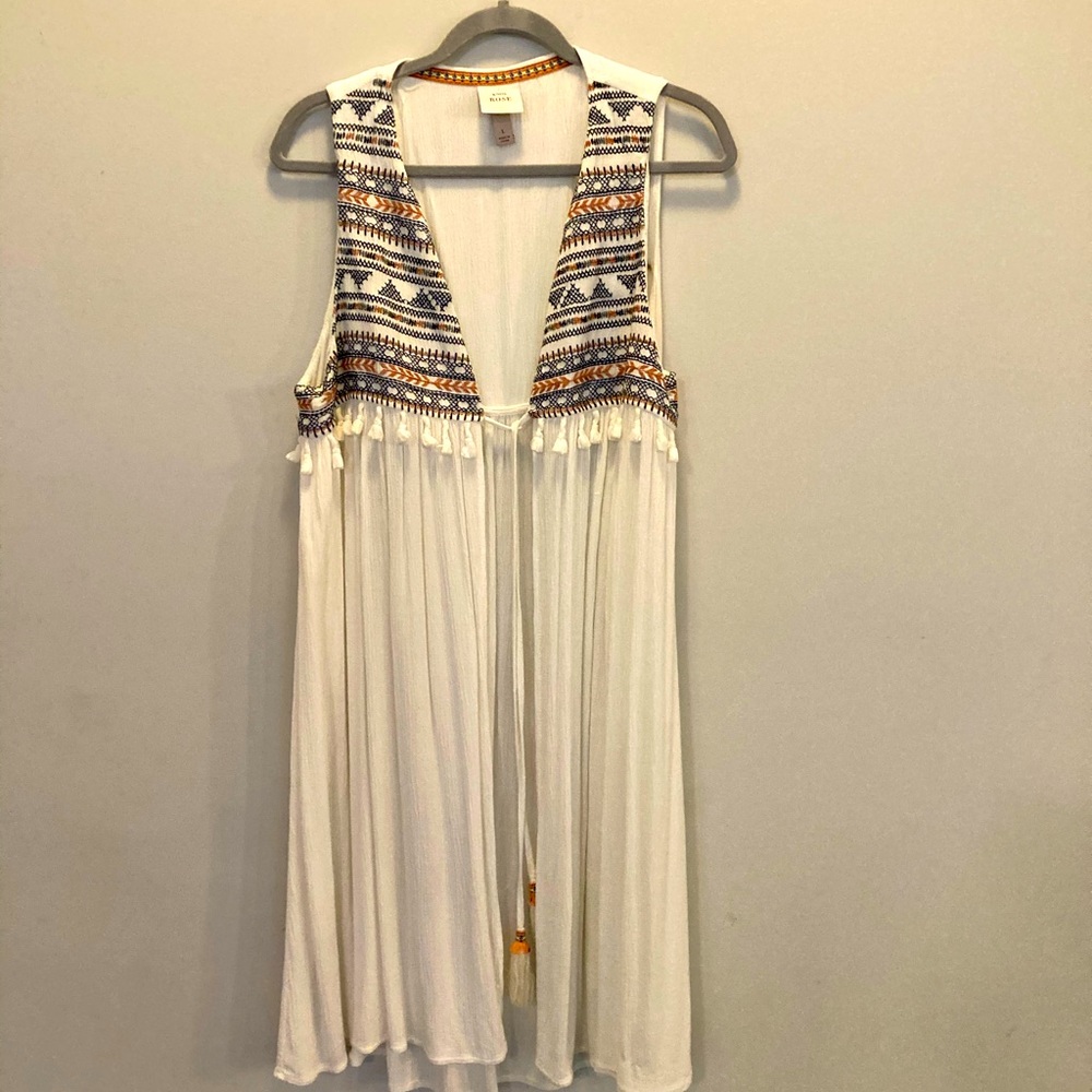 White, flowy, coverup